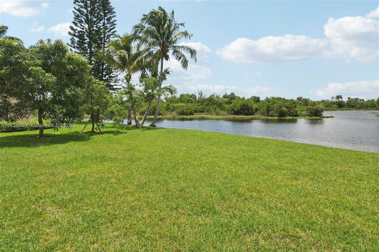 Small Image of 16710 NORTH WEST 12TH ST, Pembroke Pines Number 53