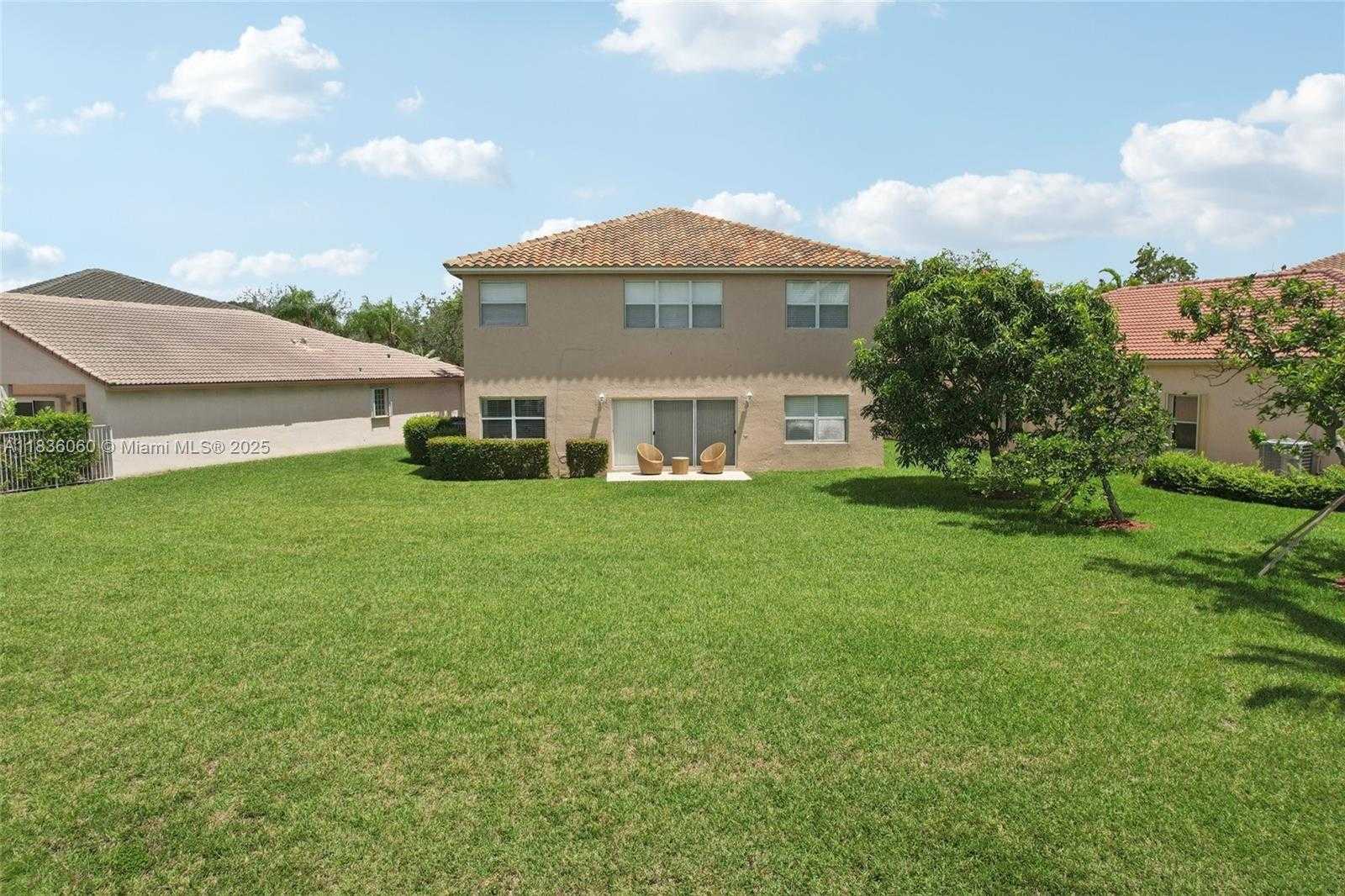 Small Image of 16710 NORTH WEST 12TH ST, Pembroke Pines Number 55