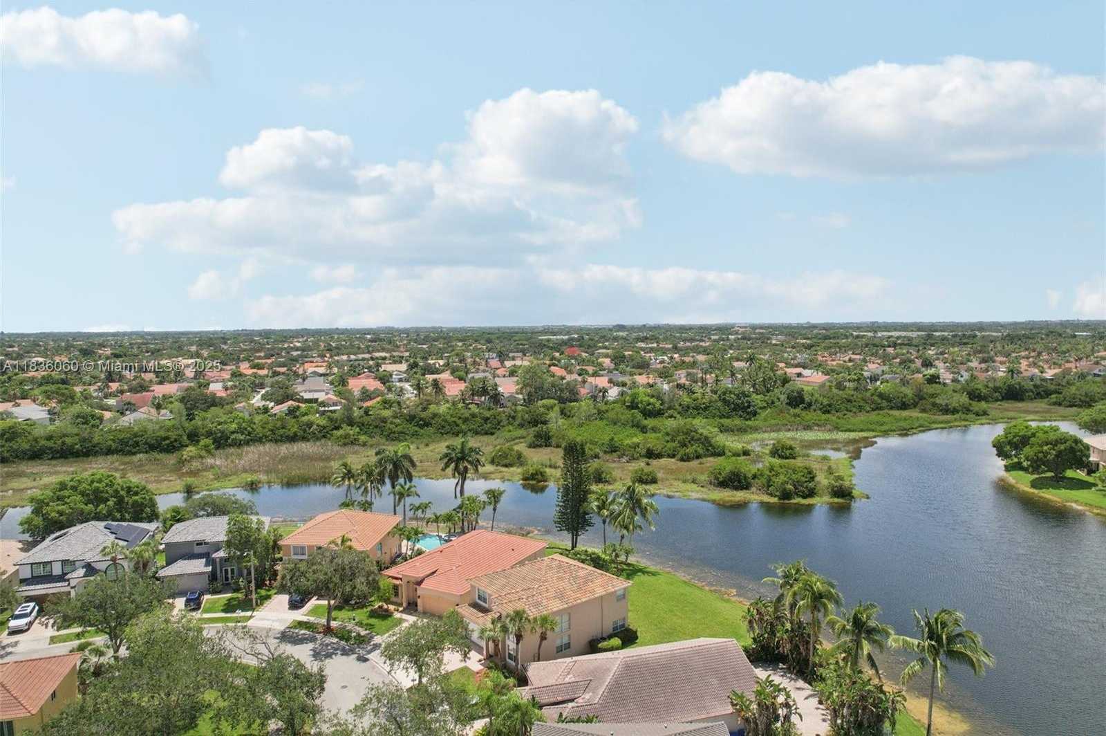 Small Image of 16710 NORTH WEST 12TH ST, Pembroke Pines Number 60