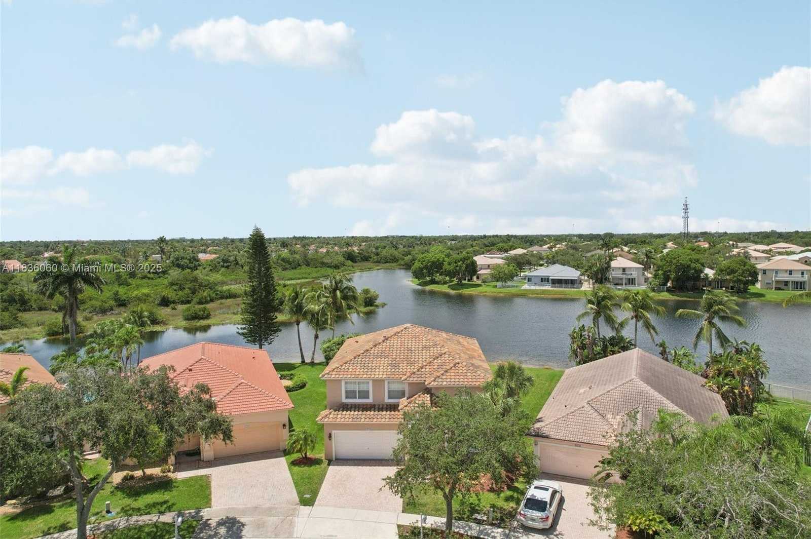 Small Image of 16710 NORTH WEST 12TH ST, Pembroke Pines Number 61