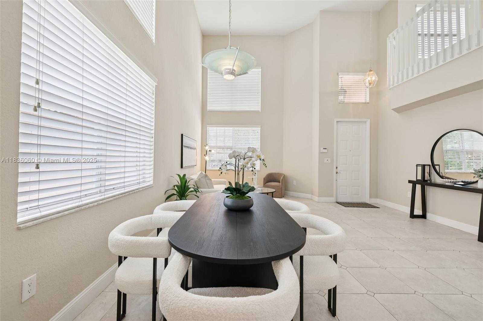 Small Image of 16710 NORTH WEST 12TH ST, Pembroke Pines Number 9