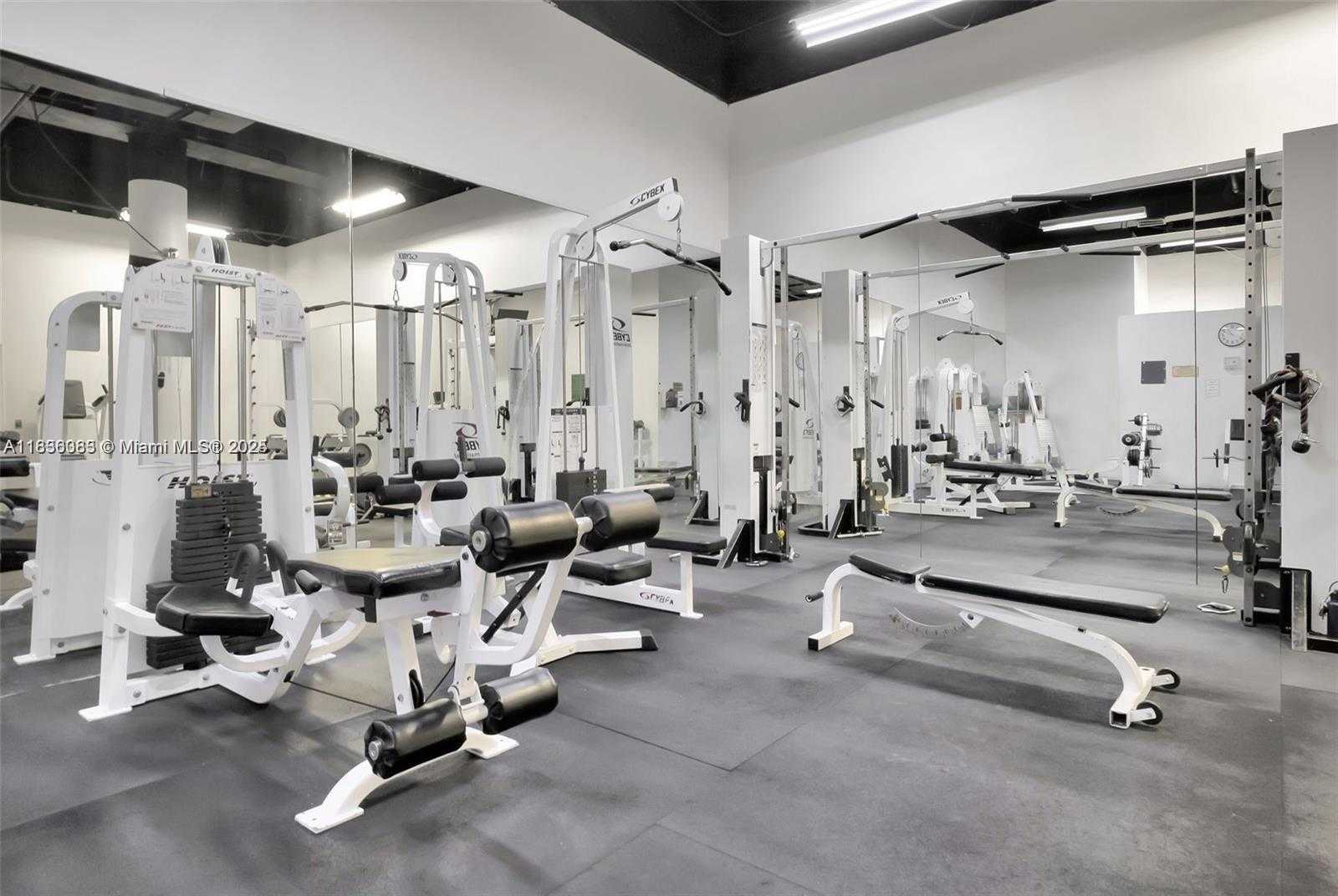 Small Image of 800 EAST WEST AVE #824, Miami Beach Number 17
