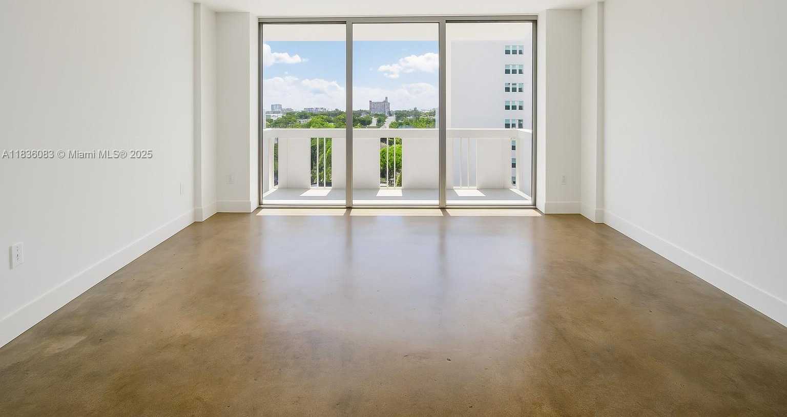 Small Image of 800 EAST WEST AVE #824, Miami Beach Number 3