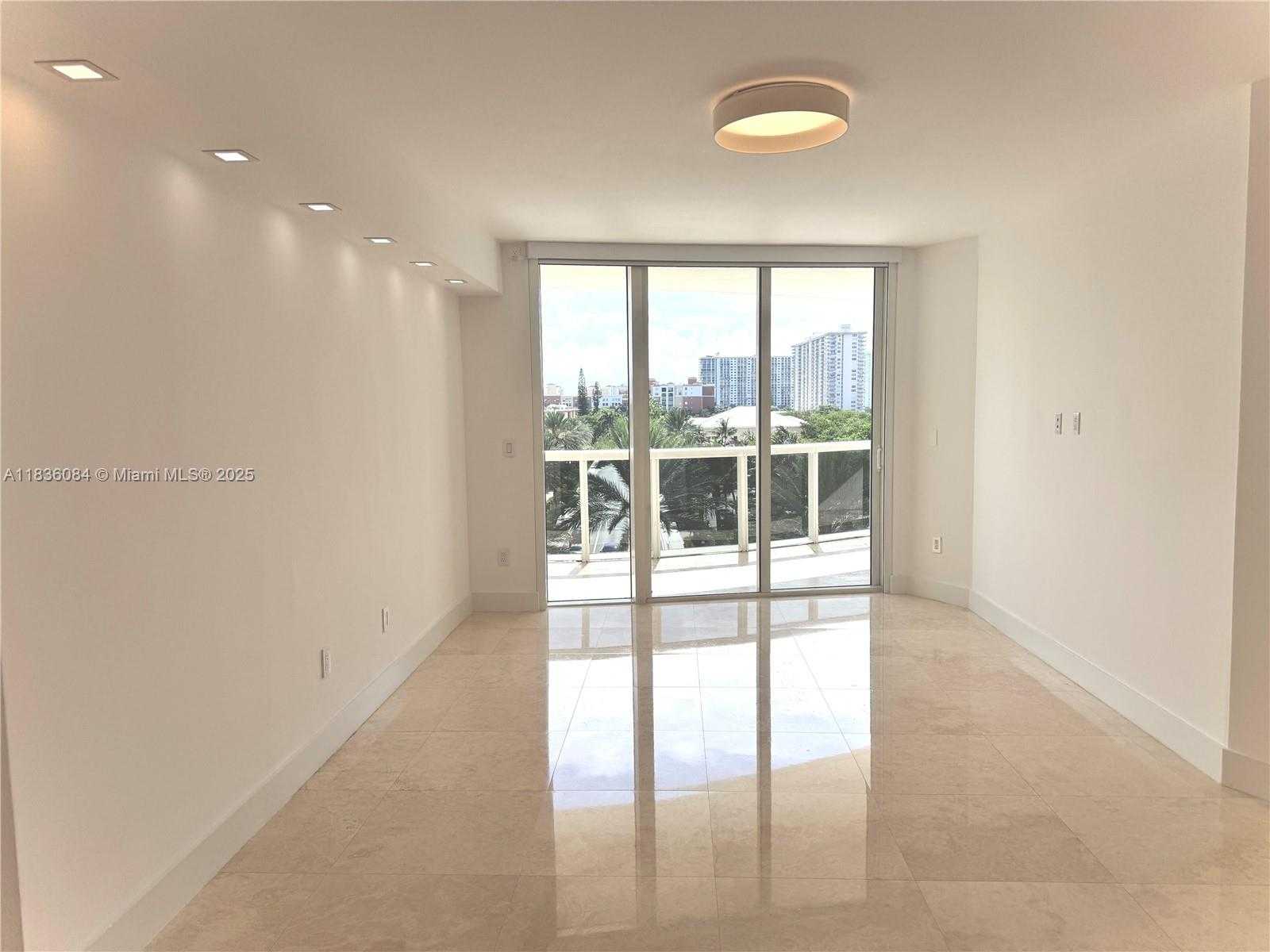 Small Image of 17201 COLLINS AVE #507, Sunny Isles Beach Number 11