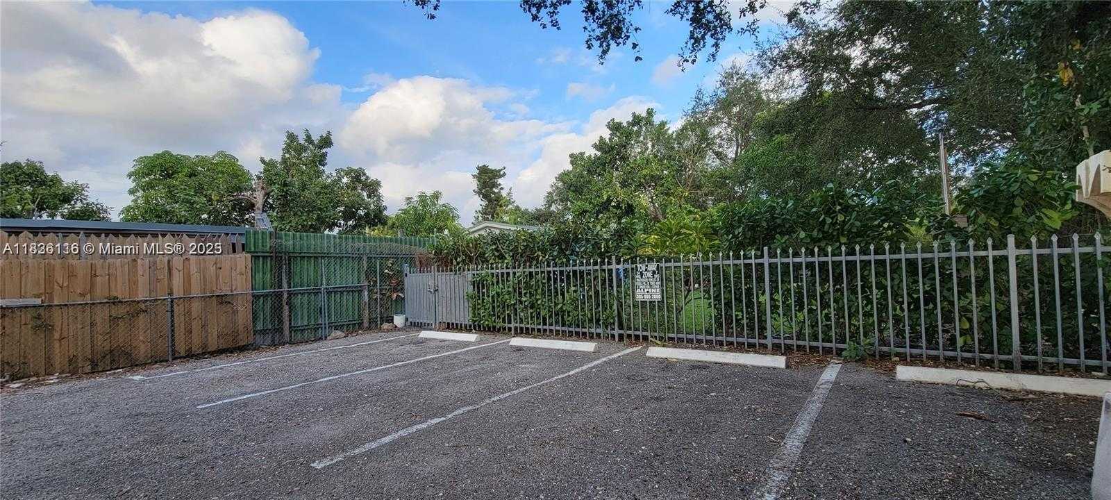 Small Image of 110 NORTH EAST 56TH ST #114, Miami Number 11