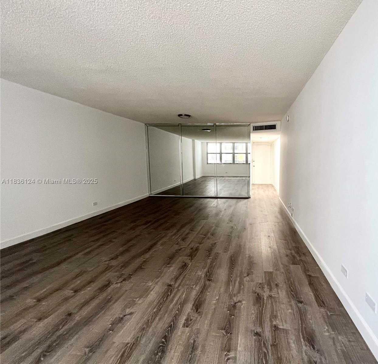 Small Image of 6039 COLLINS AVE #512, Miami Beach Number 14