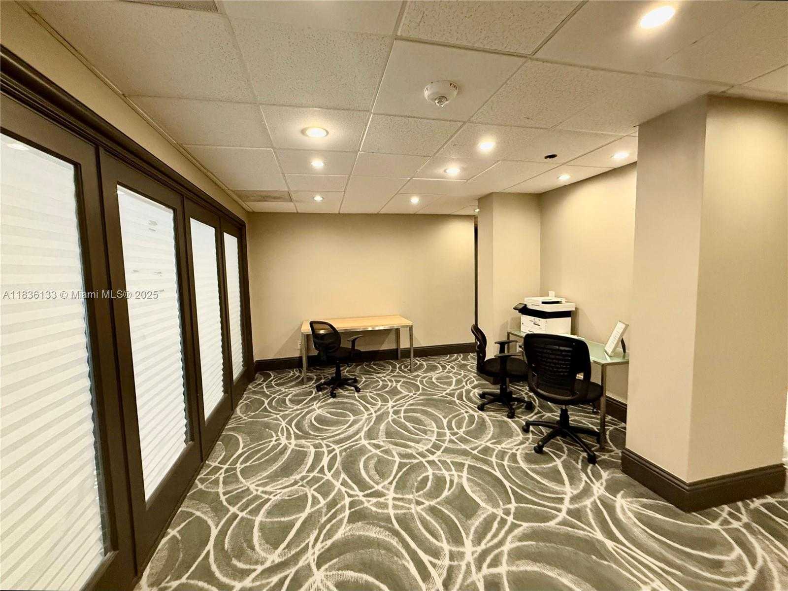 Small Image of 770 CLAUGHTON ISLAND DR #1503, Miami Number 42