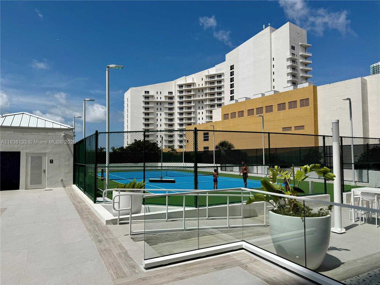 Small Image of 770 CLAUGHTON ISLAND DR #1503, Miami Number 43