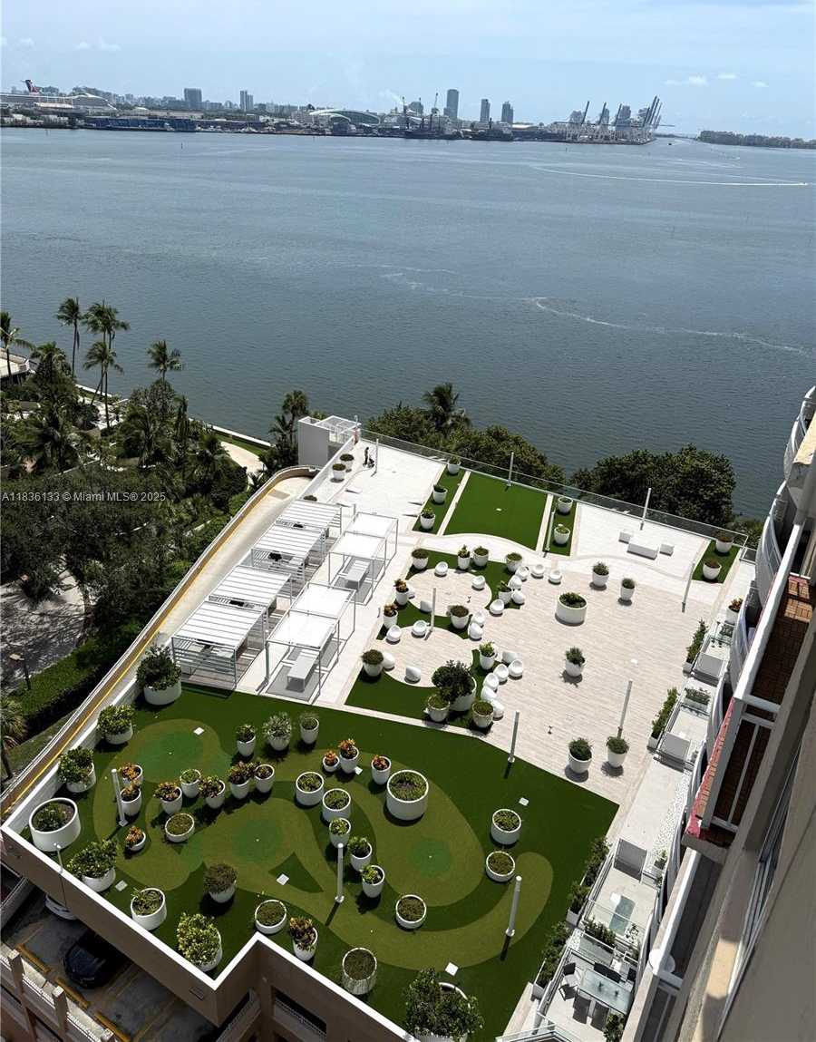 Small Image of 770 CLAUGHTON ISLAND DR #1503, Miami Number 49