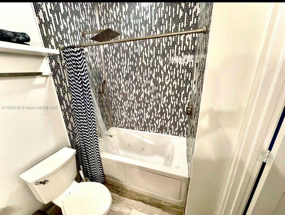 Small Image of 2233 SOUTH EAST 13TH ST #2233, Pompano Beach Number 22
