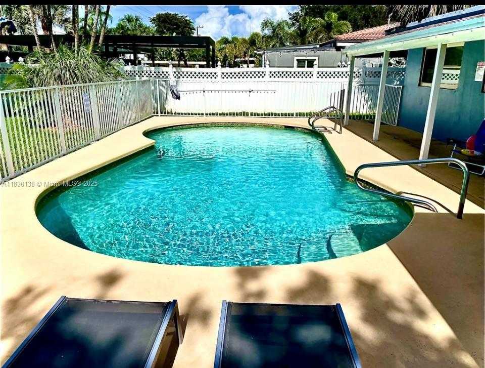 Small Image of 2233 SOUTH EAST 13TH ST #2233, Pompano Beach Number 27