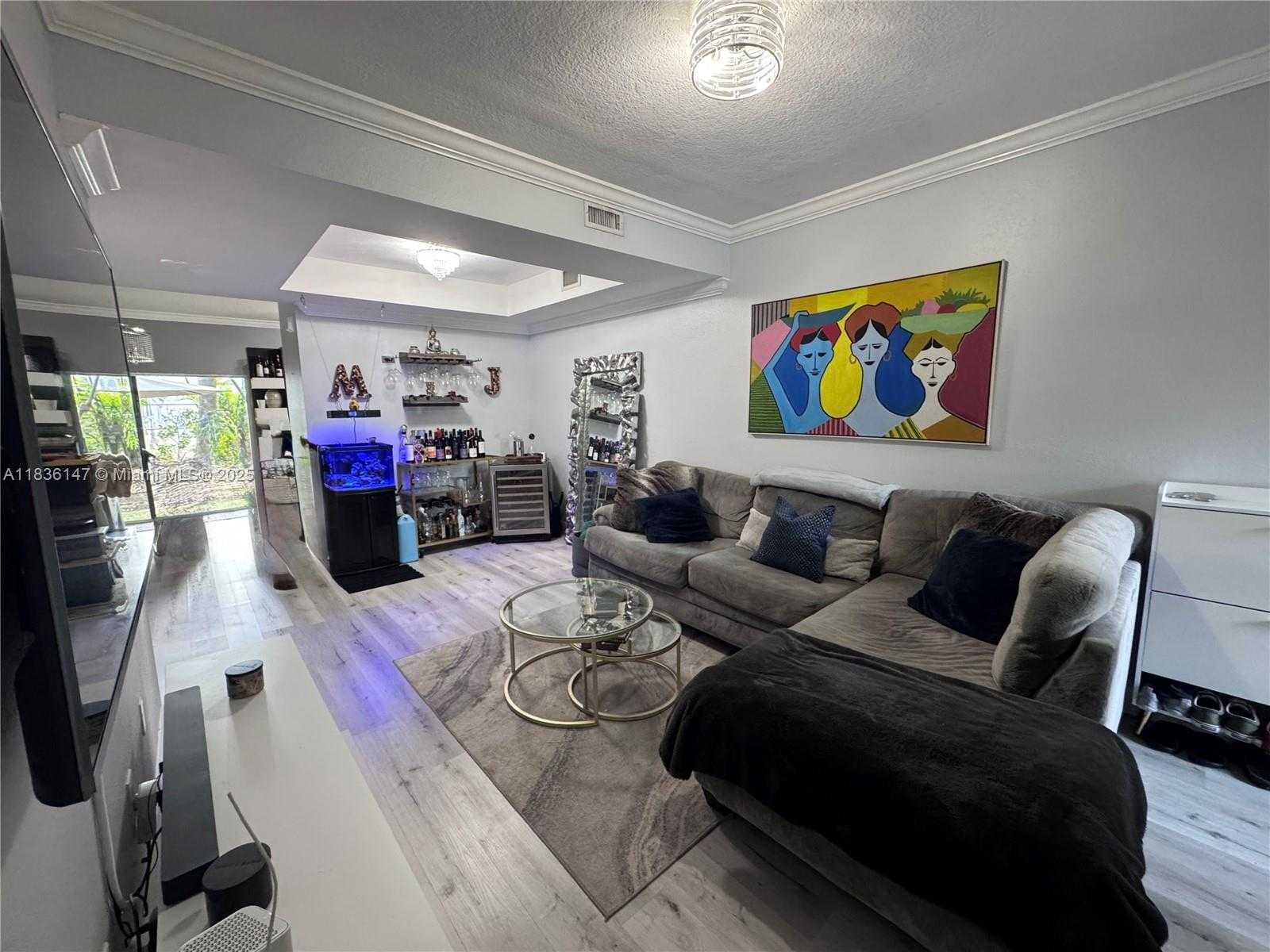 Small Image of 9014 WEST FLAGLER ST #8, Miami Number 3