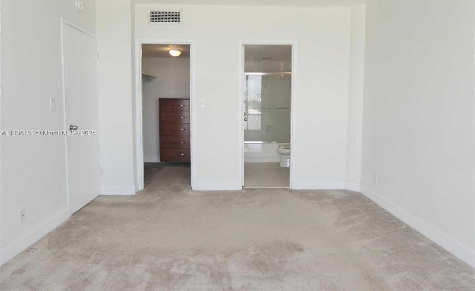 Small Image of 900 BAY DR #521, Miami Beach Number 10