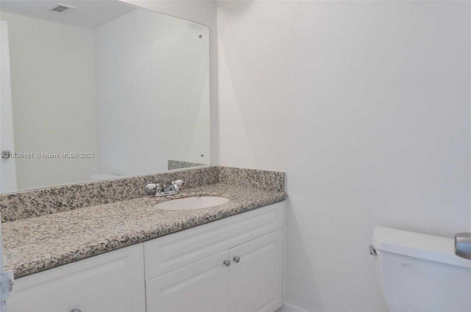 Small Image of 900 BAY DR #521, Miami Beach Number 15