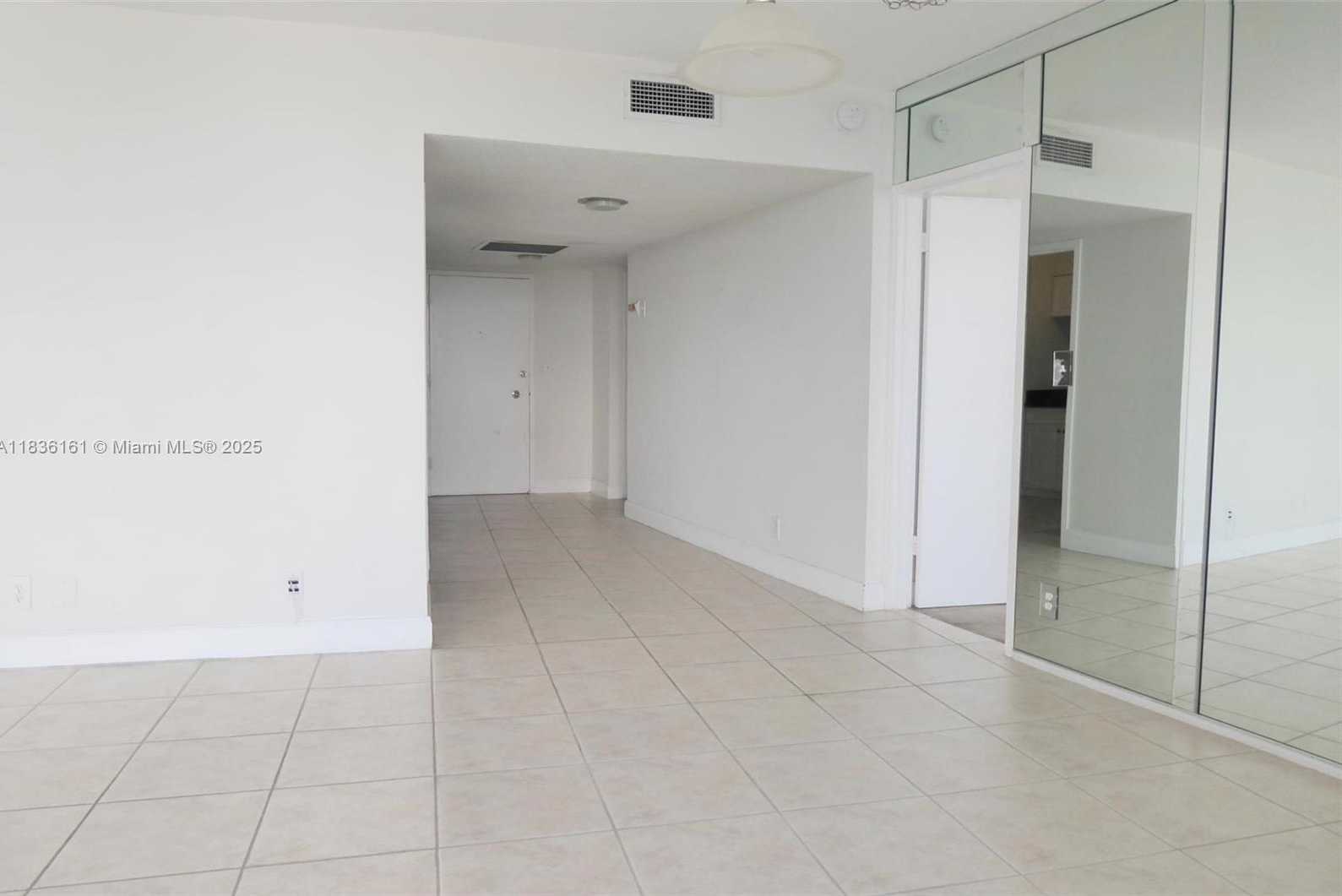 Small Image of 900 BAY DR #521, Miami Beach Number 2