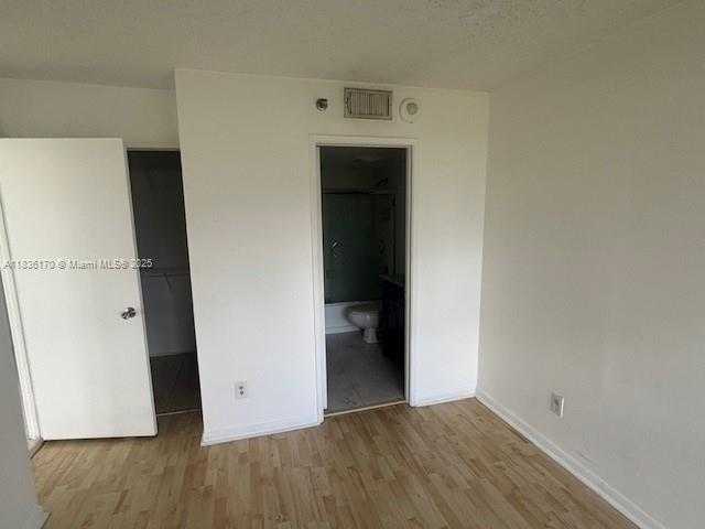 Small Image of 770 CLAUGHTON ISLAND DR #601, Miami Number 21