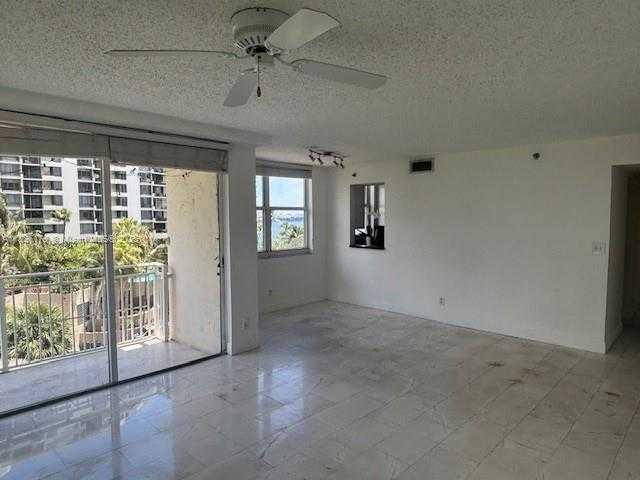 Small Image of 770 CLAUGHTON ISLAND DR #601, Miami Number 3