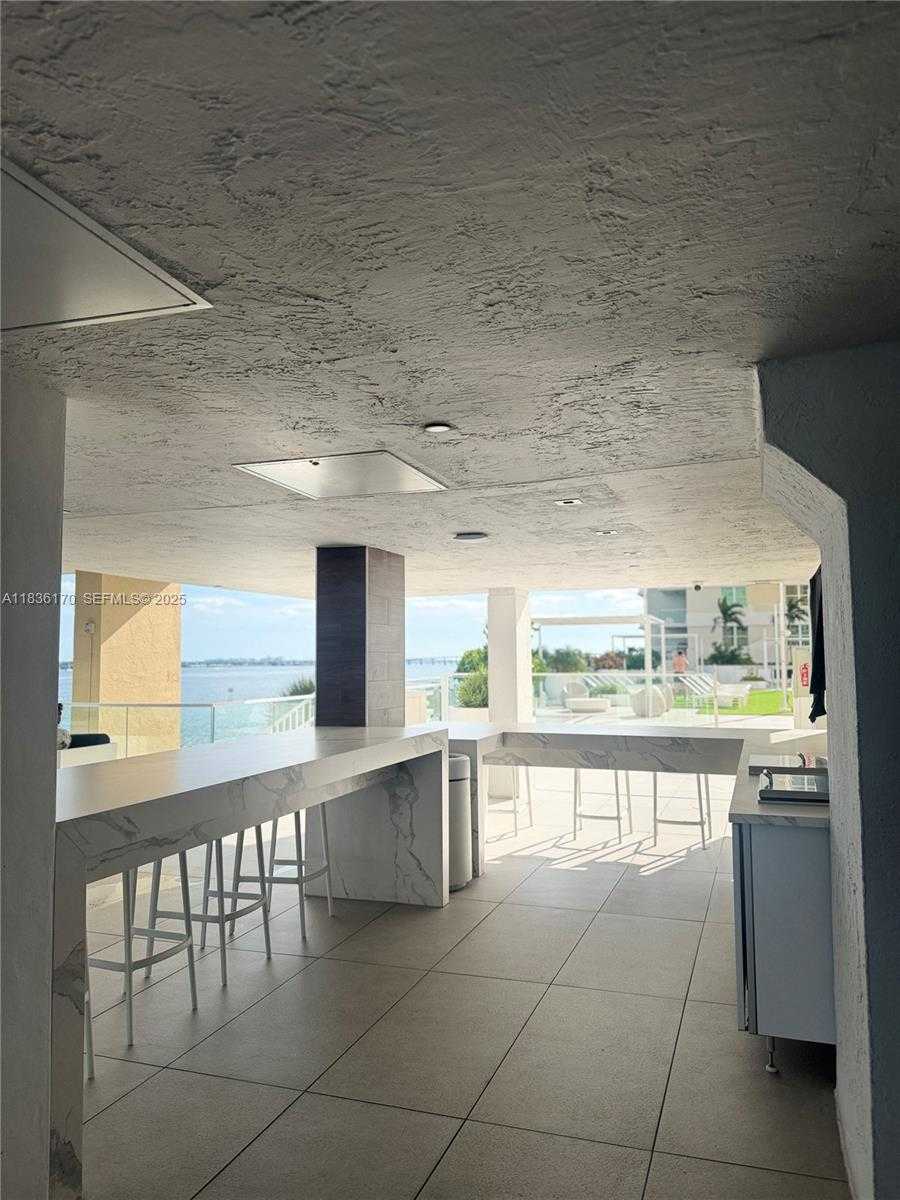 Small Image of 770 CLAUGHTON ISLAND DR #601, Miami Number 52