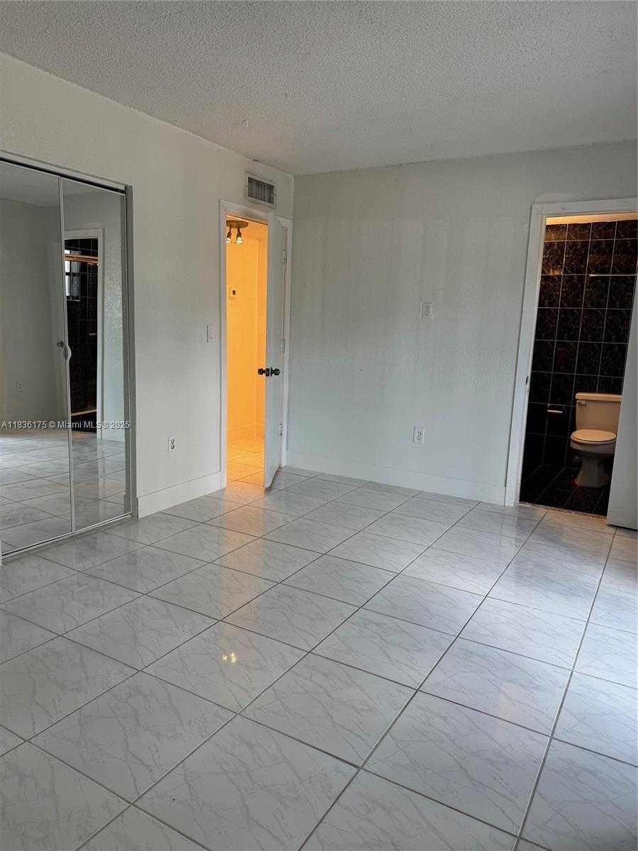 Small Image of 13500 NORTH EAST 3RD CT #109, North Miami Number 10