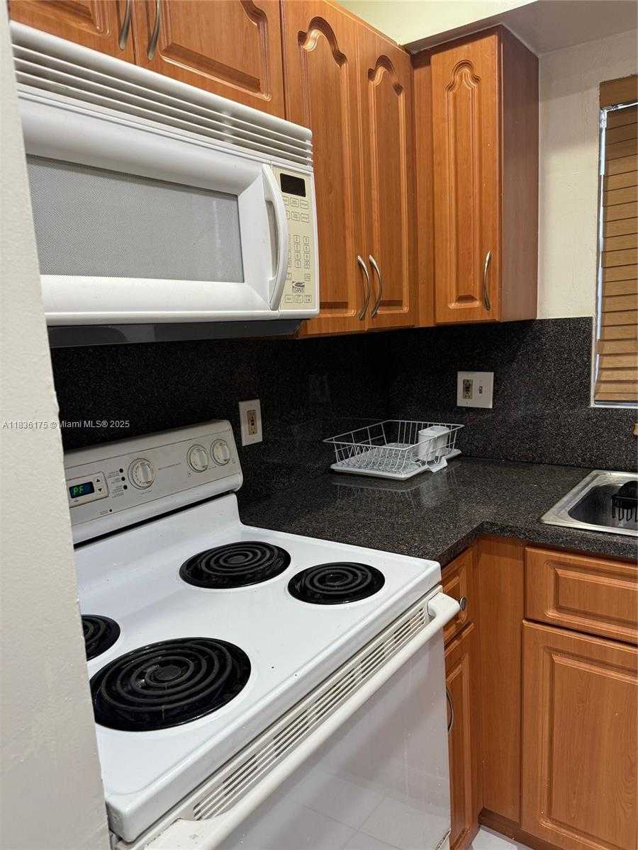 Small Image of 13500 NORTH EAST 3RD CT #109, North Miami Number 13