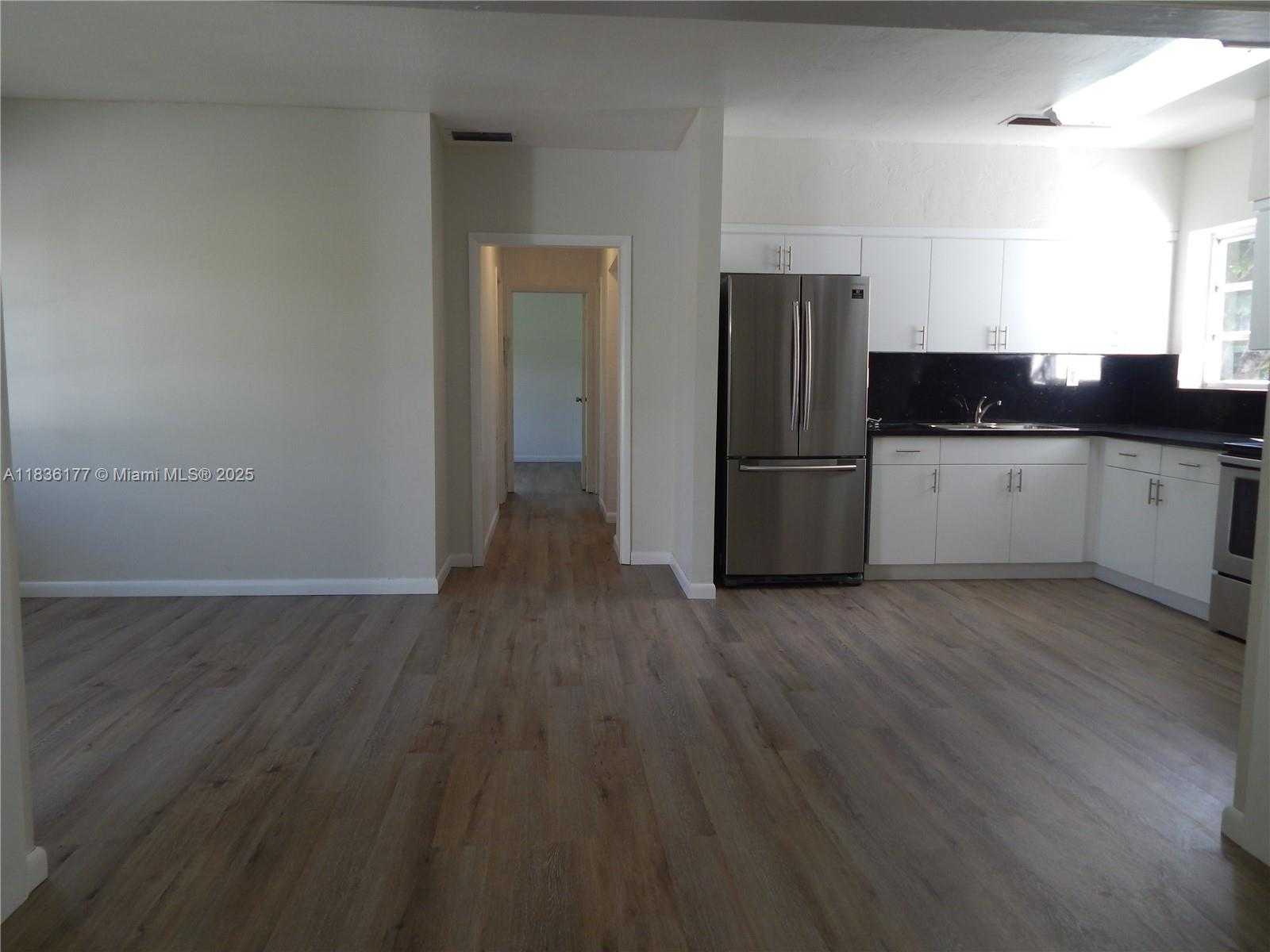 Small Image of 7800 SOUTH WEST 69TH AVE, Miami Number 13
