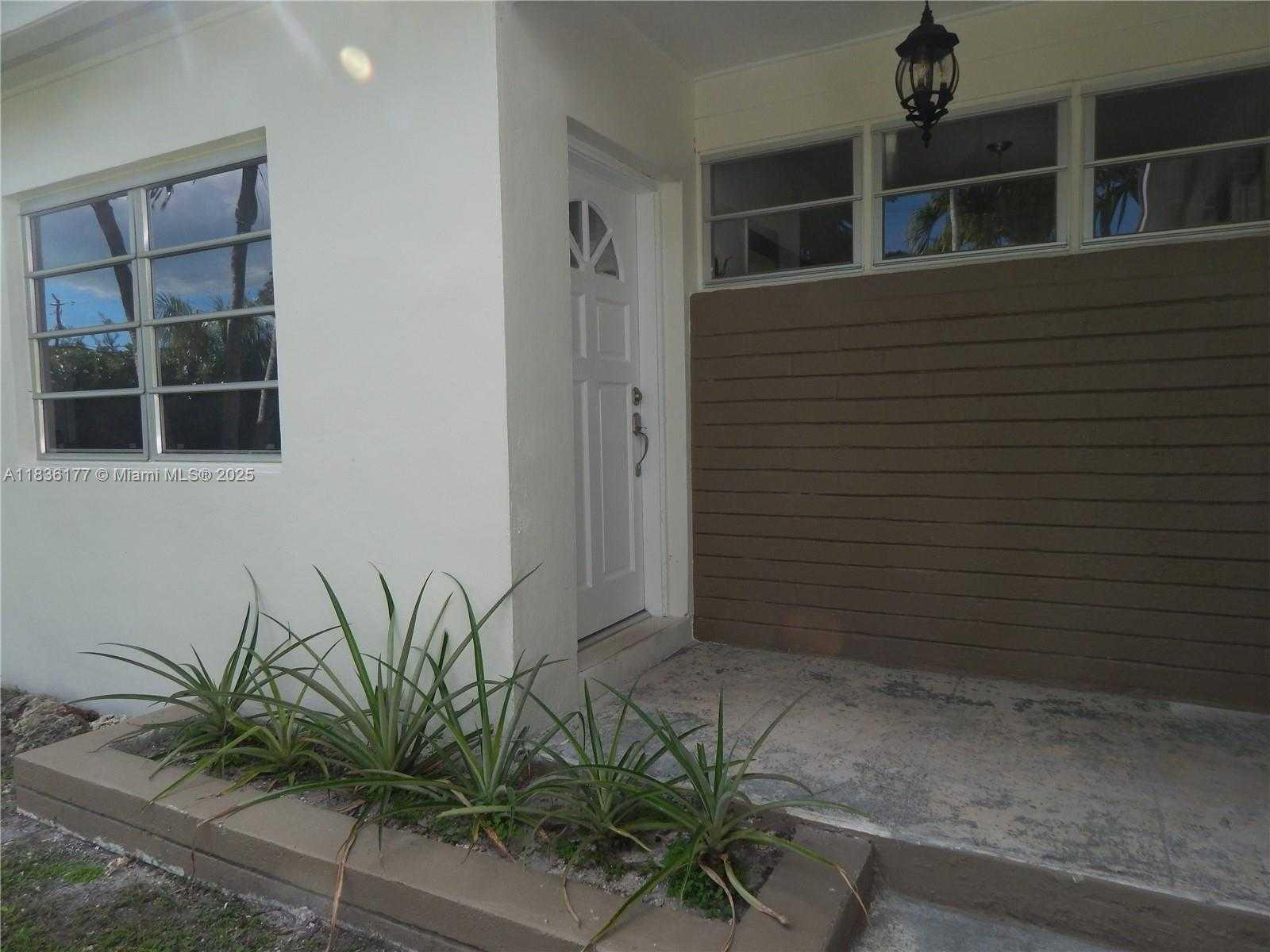Small Image of 7800 SOUTH WEST 69TH AVE, Miami Number 2