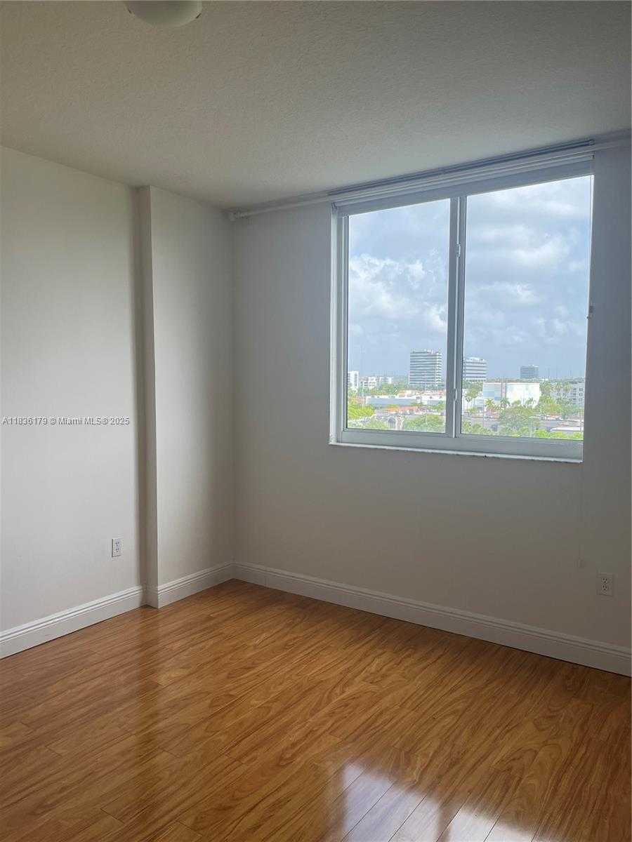 Small Image of 18800 NORTH EAST 29TH AVE #602, Aventura Number 5