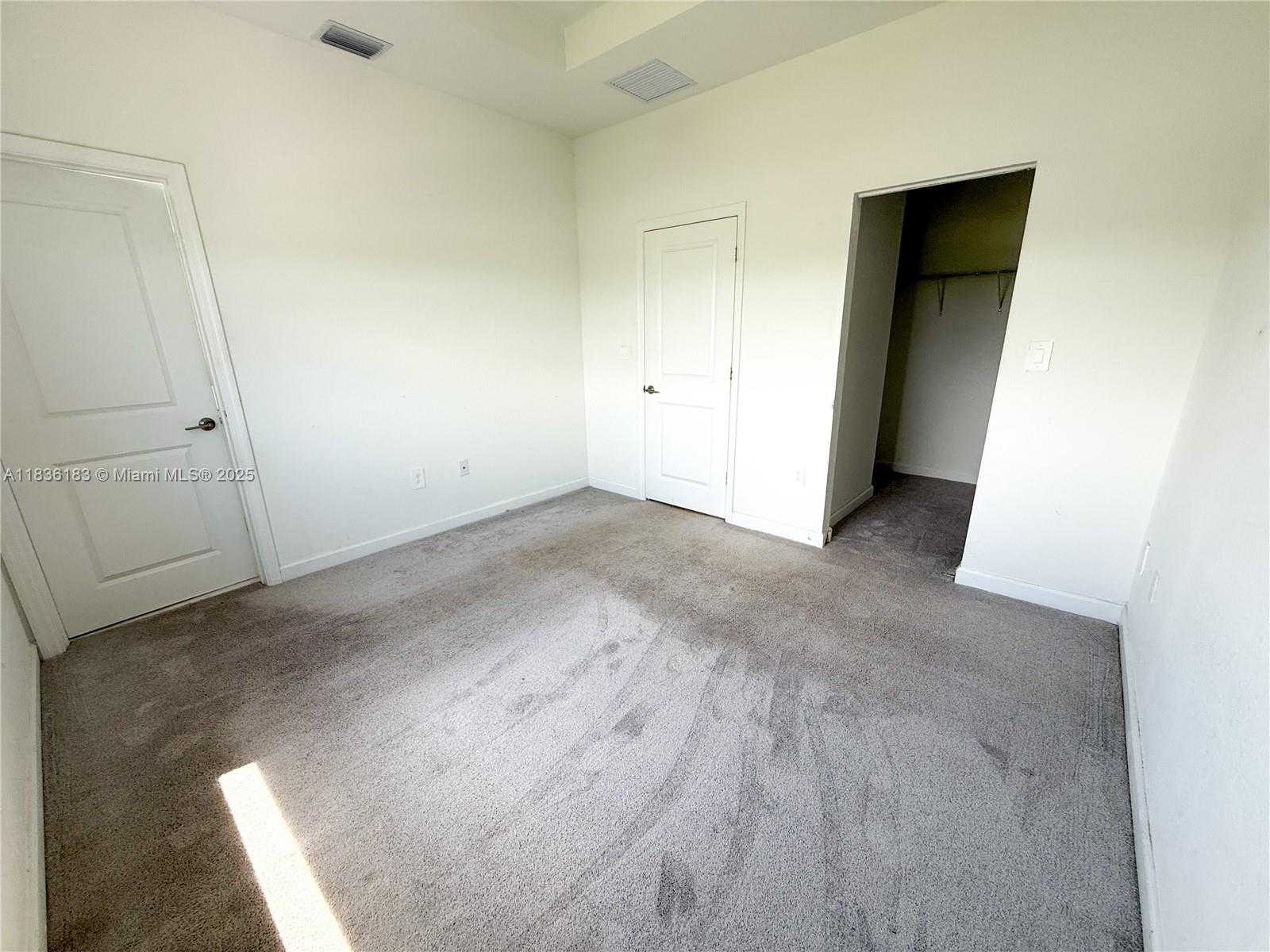 Small Image of 12440 NORTH WEST 23RD CT #12440, Miami Number 14