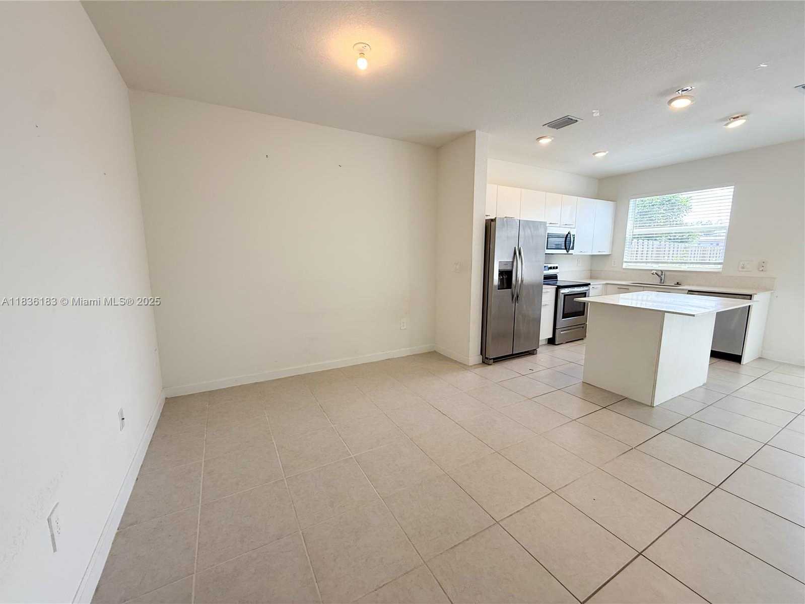 Small Image of 12440 NORTH WEST 23RD CT #12440, Miami Number 4