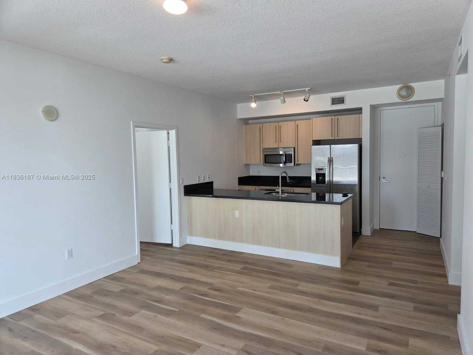 Small Image of 1111 SOUTH WEST 1ST AVE #2023-N, Miami Number 22