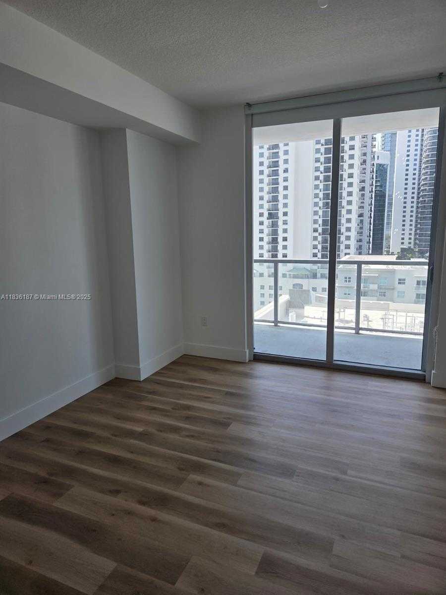 Small Image of 1111 SOUTH WEST 1ST AVE #2023-N, Miami Number 3