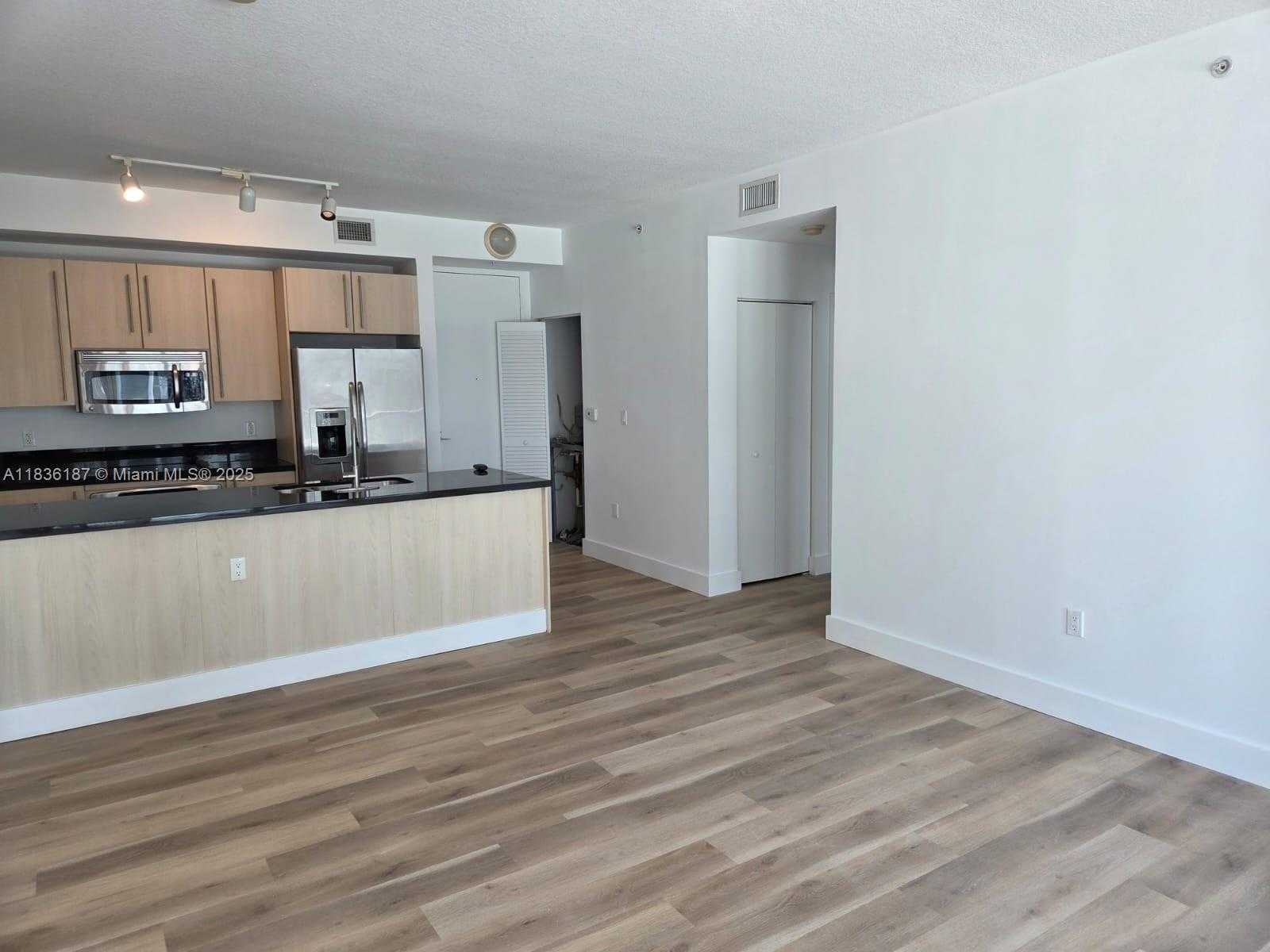 Small Image of 1111 SOUTH WEST 1ST AVE #2023-N, Miami Number 6