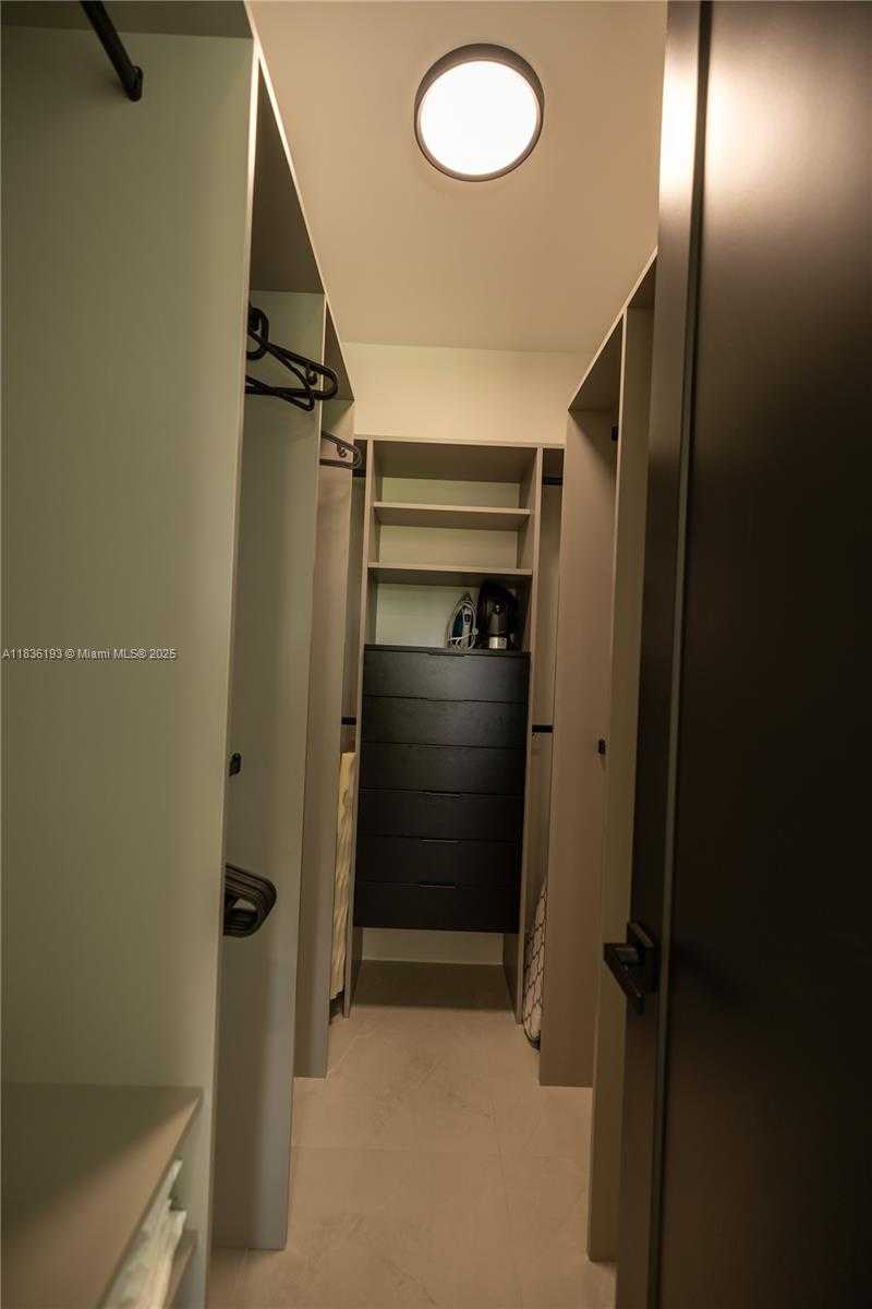 Small Image of 8850 NORTH EAST 8TH CT #8850, Unincorporated Dade County Number 17