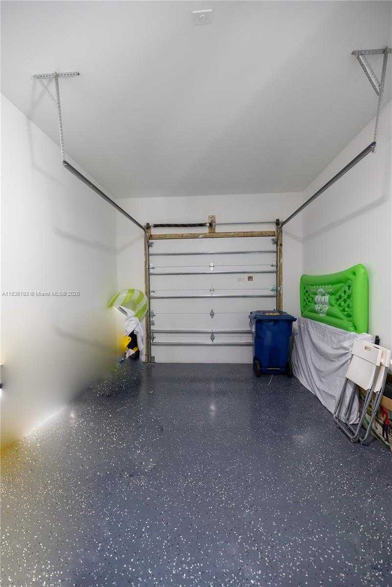 Small Image of 8850 NORTH EAST 8TH CT #8850, Unincorporated Dade County Number 35