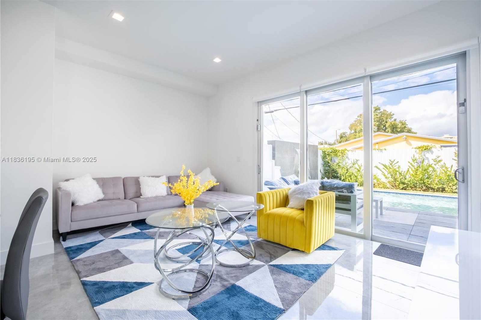 Small Image of 3461 SOUTH WEST 25TH ST #B, Miami Number 7