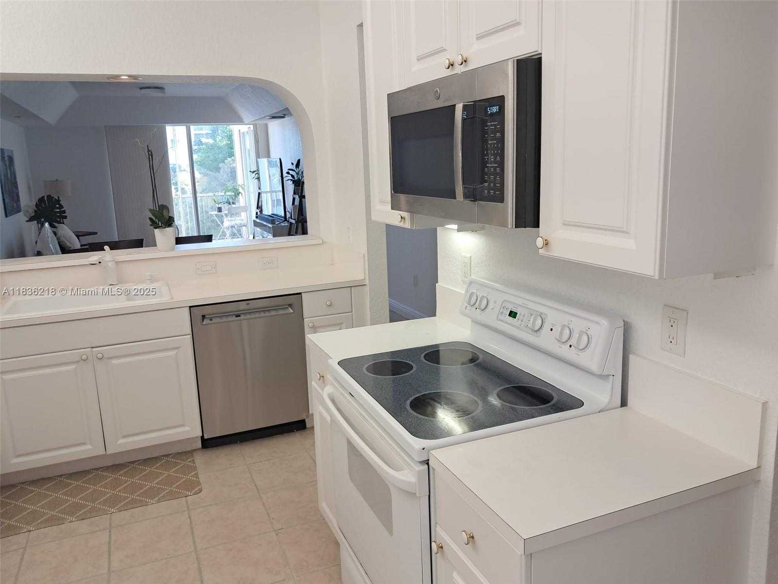 Small Image of 10710 NORTH WEST 66TH ST #305, Doral Number 15
