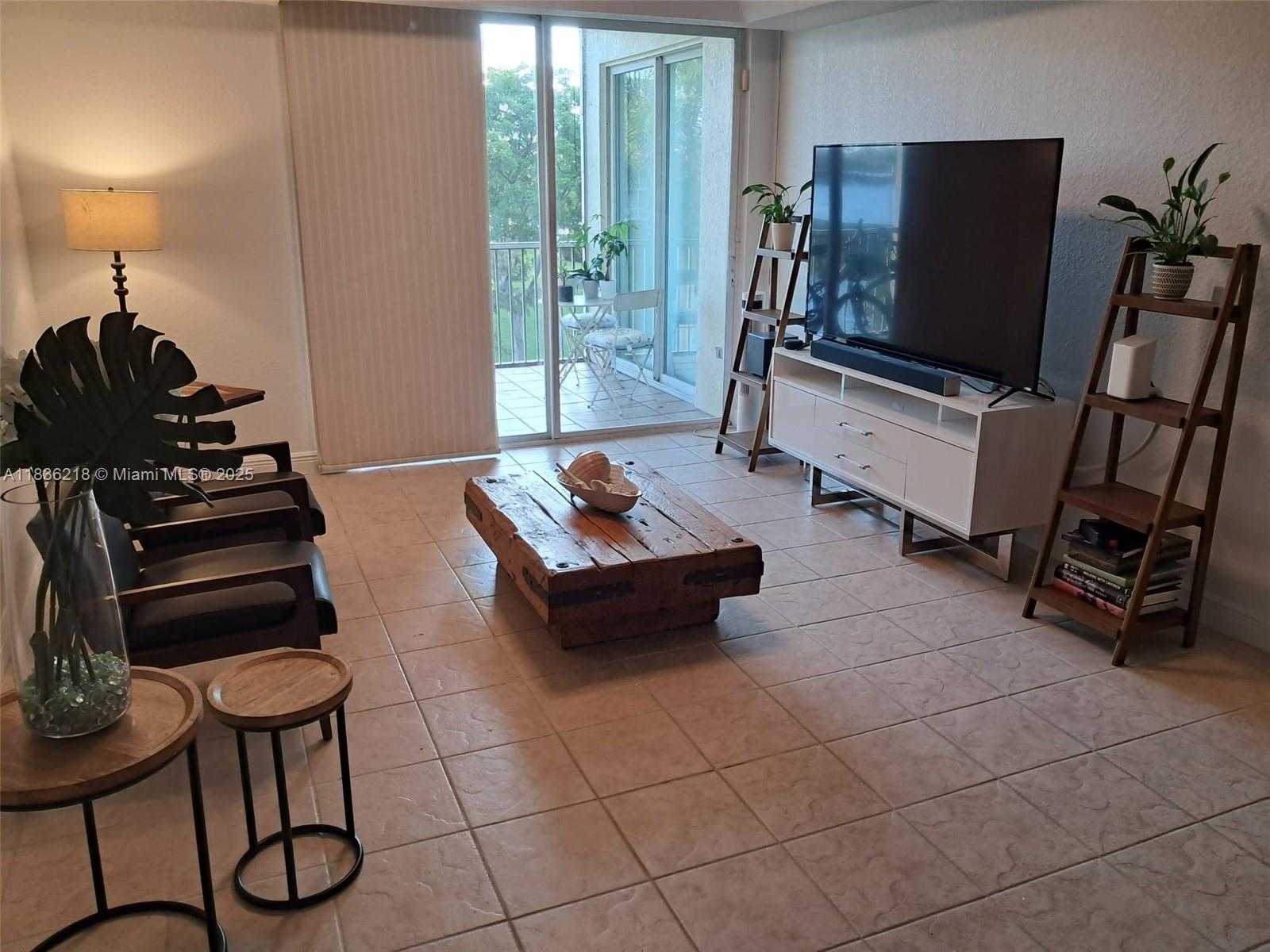 Small Image of 10710 NORTH WEST 66TH ST #305, Doral Number 18