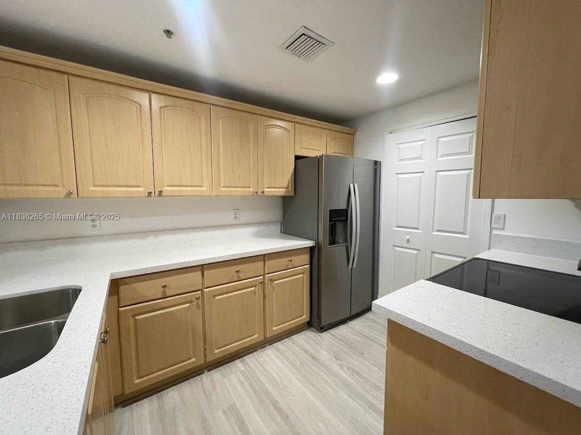 Small Image of 6700 NORTH WEST 114TH AVE #906, Doral Number 10