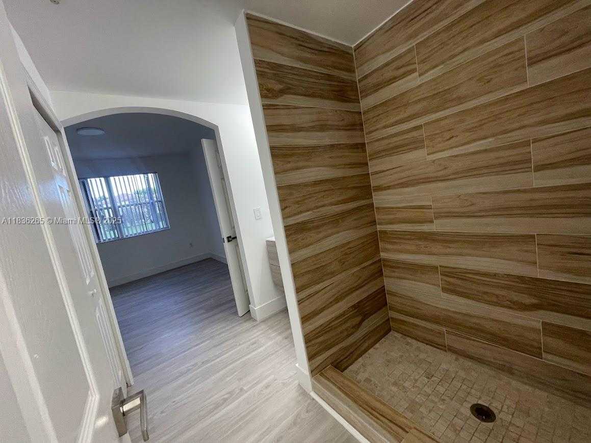 Small Image of 6700 NORTH WEST 114TH AVE #906, Doral Number 18