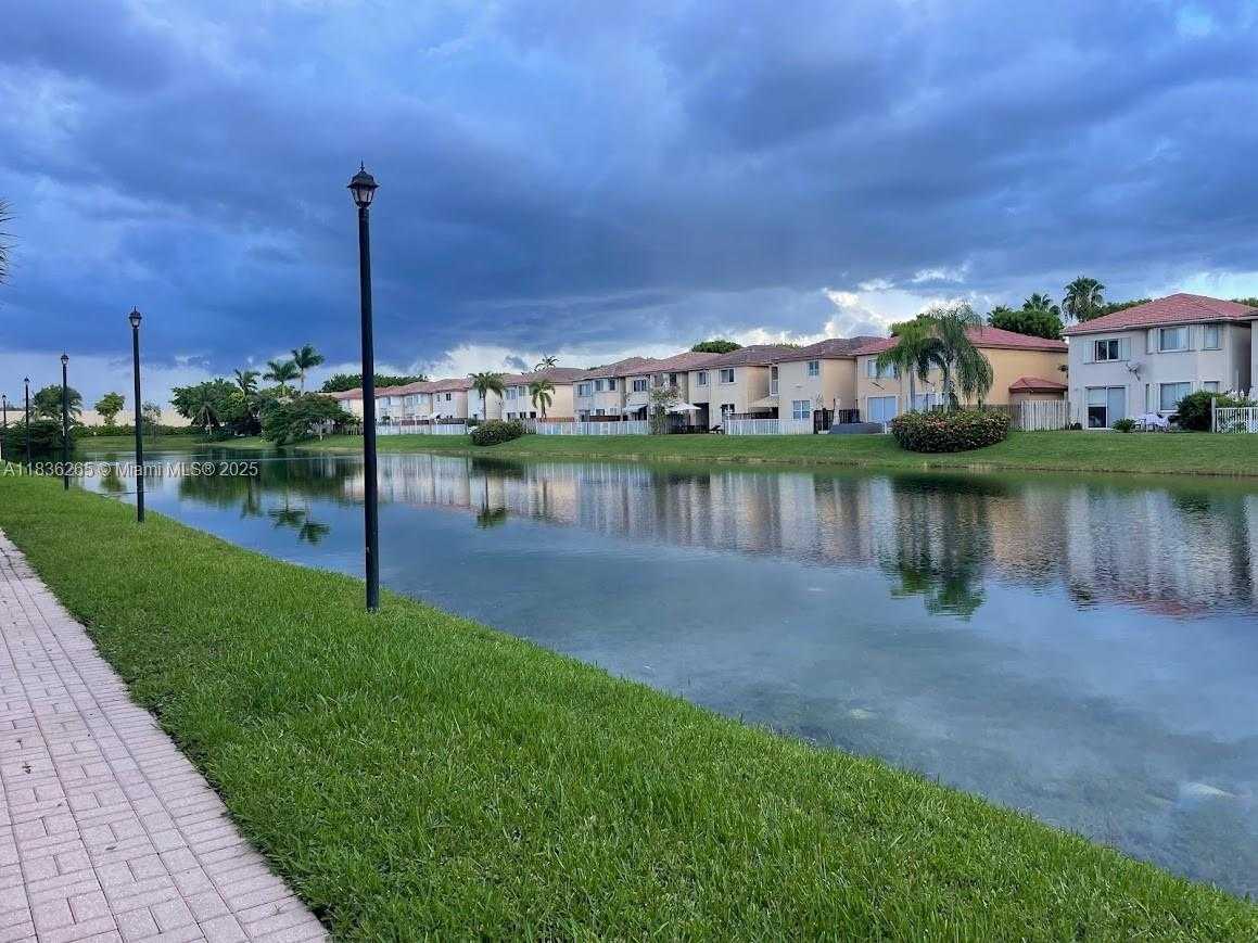 Small Image of 6700 NORTH WEST 114TH AVE #906, Doral Number 2