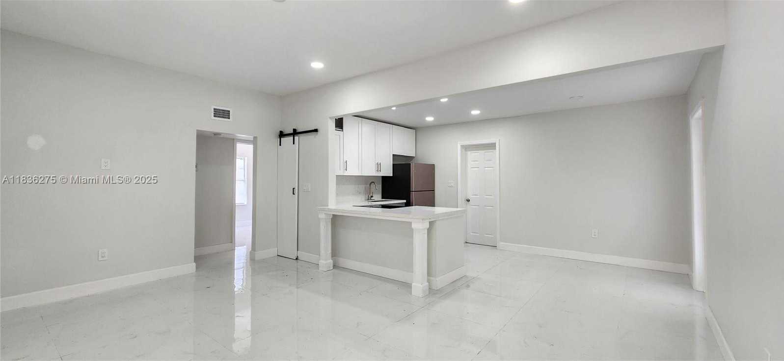 Small Image of 830 NORTH EAST 143RD ST, North Miami Number 3