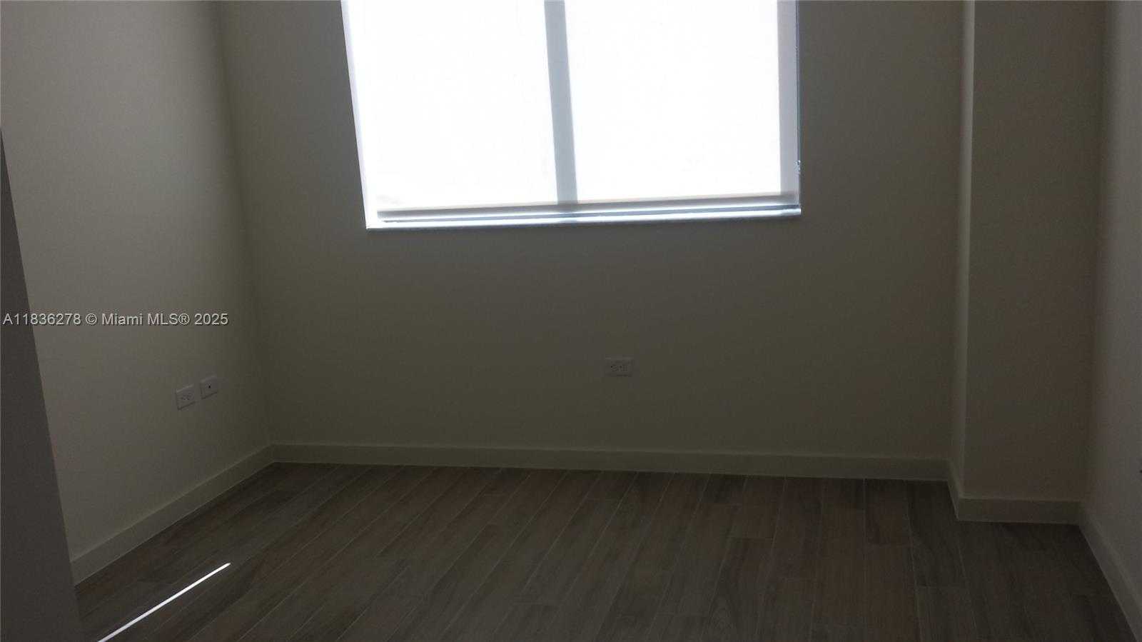 Small Image of 999 SOUTH WEST 1ST AVE #2305, Miami Number 10