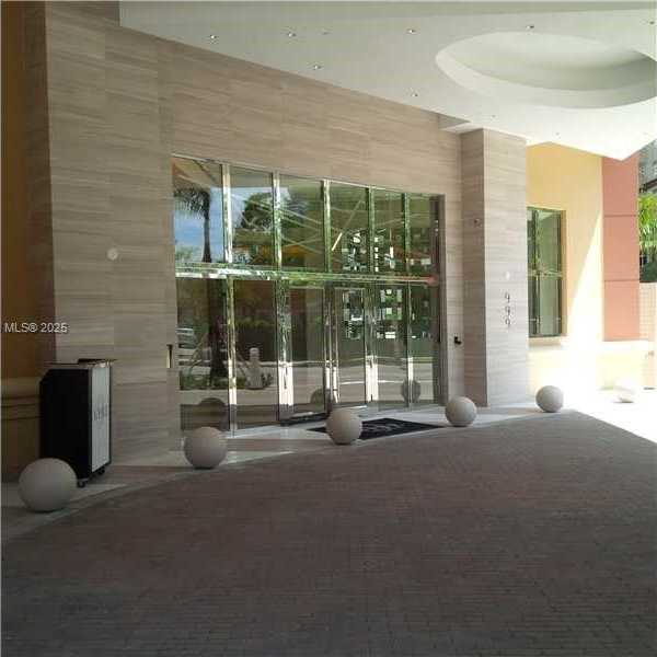 Small Image of 999 SOUTH WEST 1ST AVE #2305, Miami Number 2