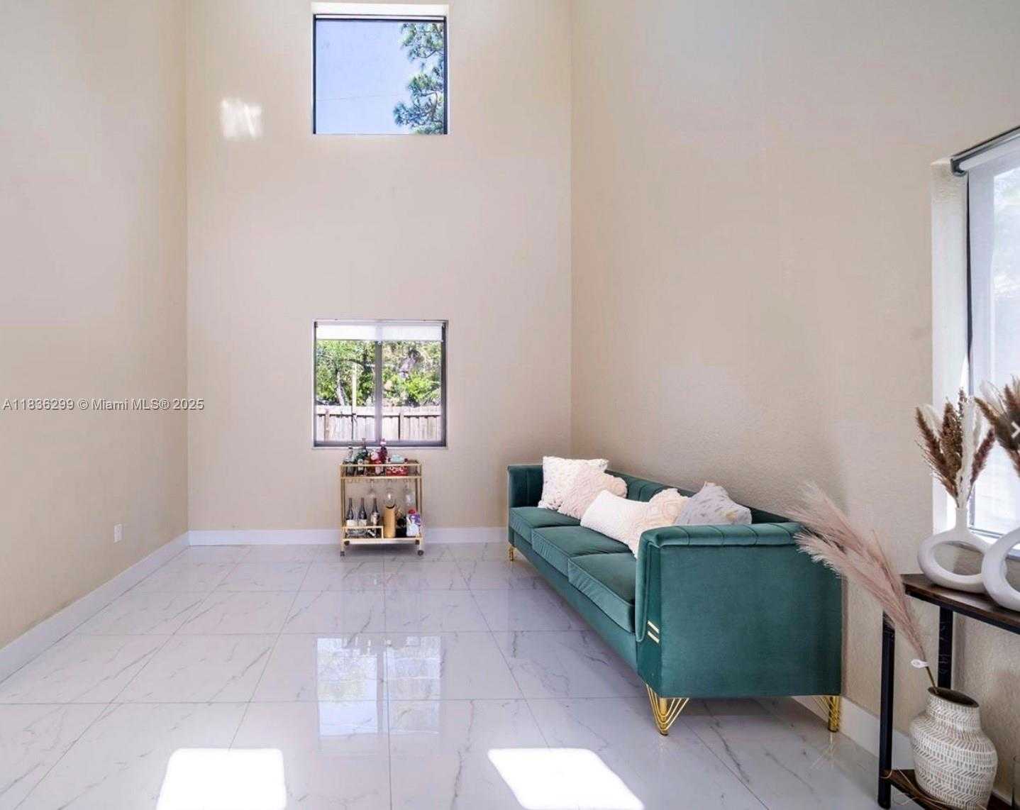 Small Image of 1451 SOUTH WEST 11TH PL, Fort Lauderdale Number 12