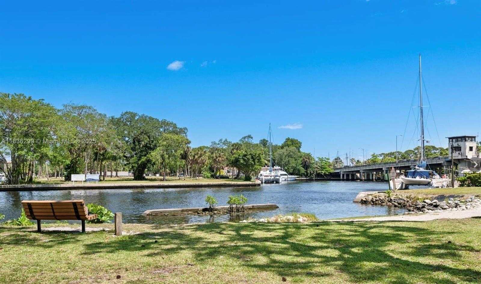 Small Image of 1451 SOUTH WEST 11TH PL, Fort Lauderdale Number 17
