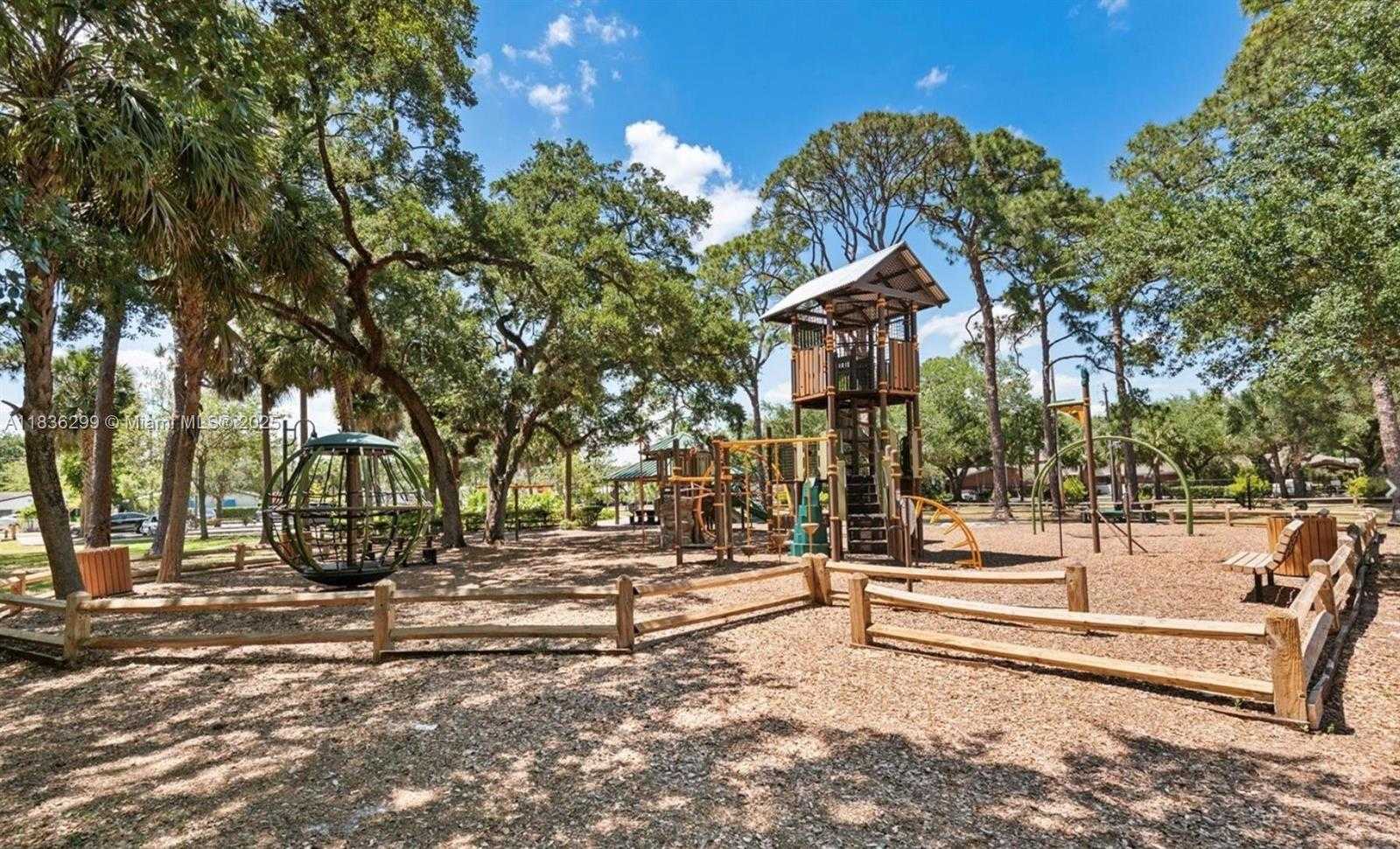 Small Image of 1451 SOUTH WEST 11TH PL, Fort Lauderdale Number 19