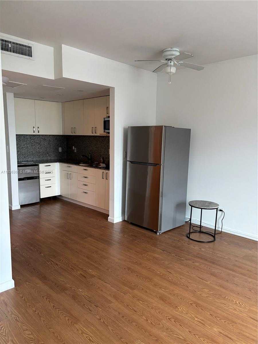 Small Image of 700 BILTMORE WAY #517, Coral Gables Number 10