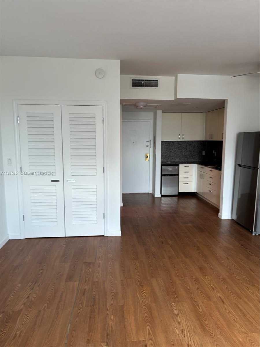 Small Image of 700 BILTMORE WAY #517, Coral Gables Number 11