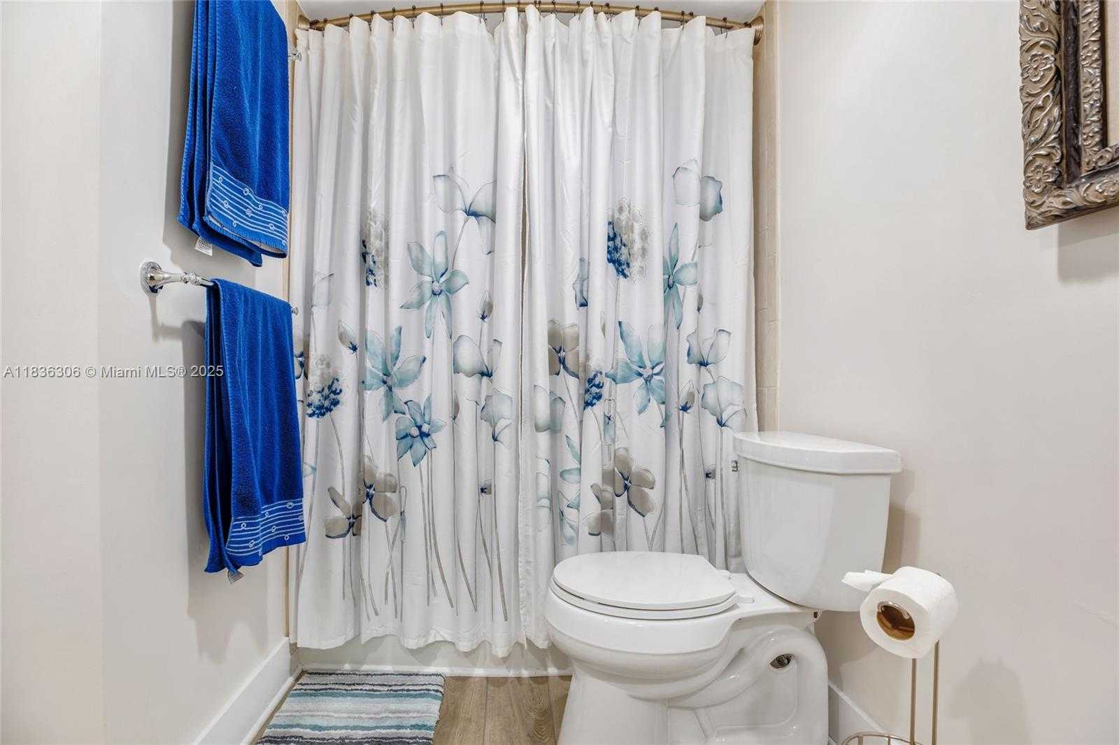Small Image of 5600 COLLINS AVE #16B, Miami Beach Number 17