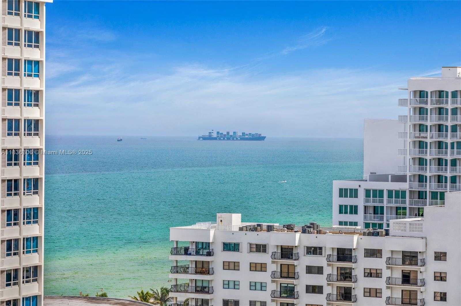Small Image of 5600 COLLINS AVE #16B, Miami Beach Number 20